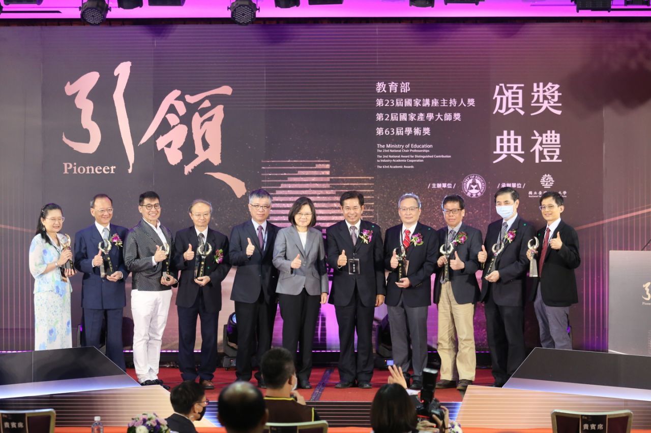 曾煜棋國家獎